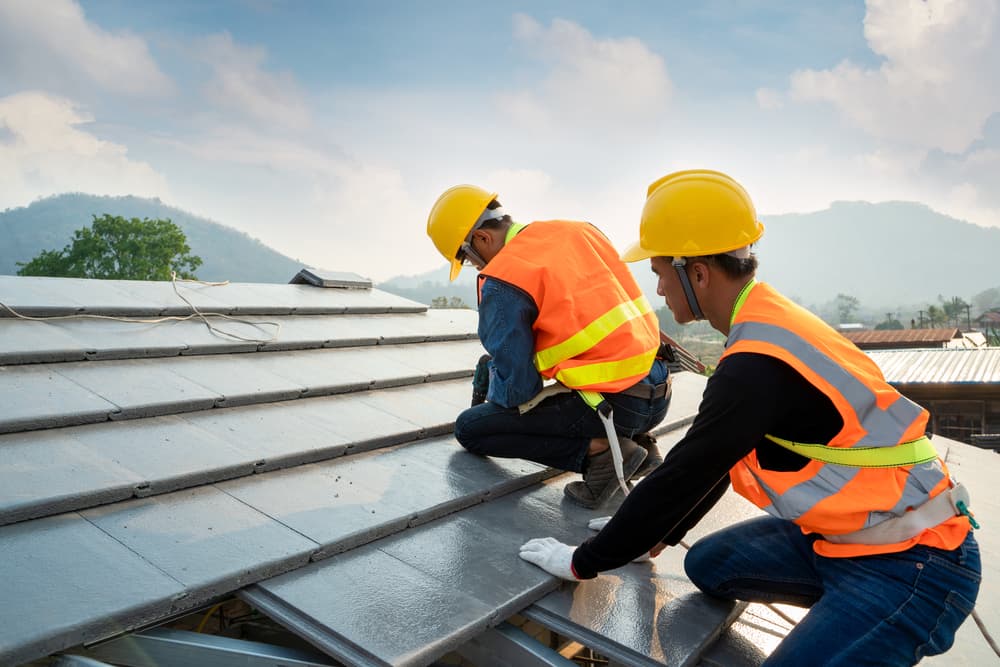 roof repair in Mirrormont WA